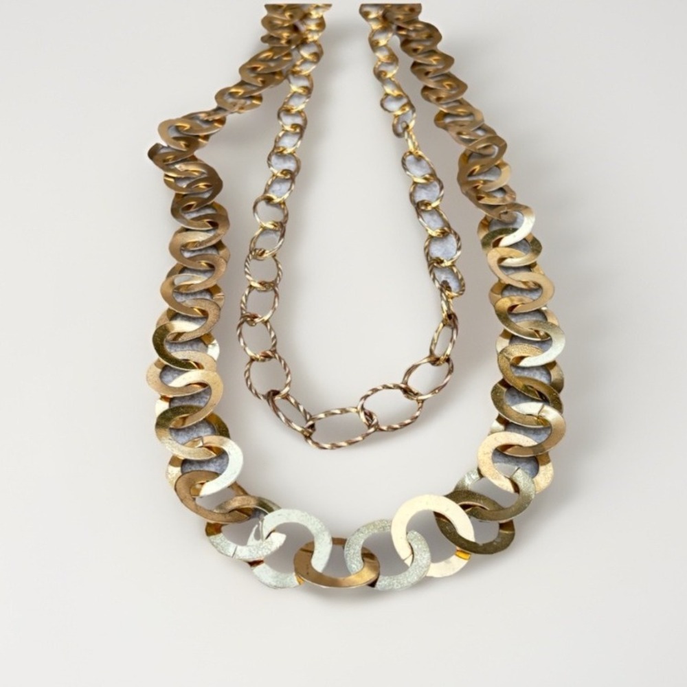 Avon Vtg Gold Tone Triple Strand Chain‎ Statement Necklace Jewelry Honor Society
